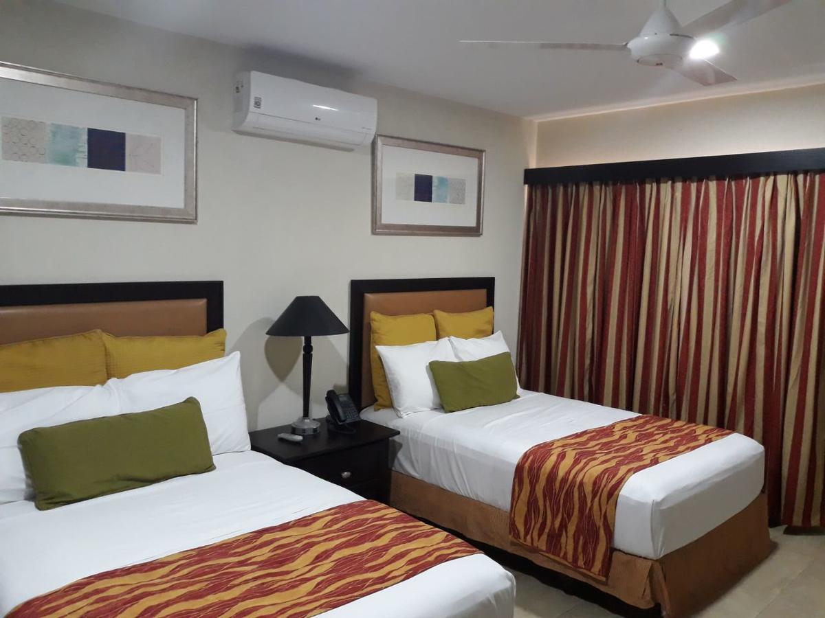 Hotel El Viejo Inn Chinandega Eksteriør billede
